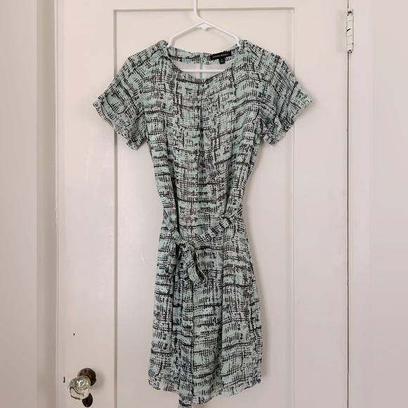 Banana Republic mini dress NWT - Picture 5 of 9